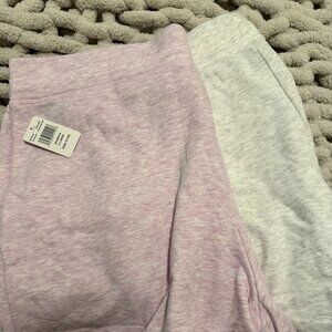 *NWT* Danskin Lilac and Stone Gray Short Set size XL
